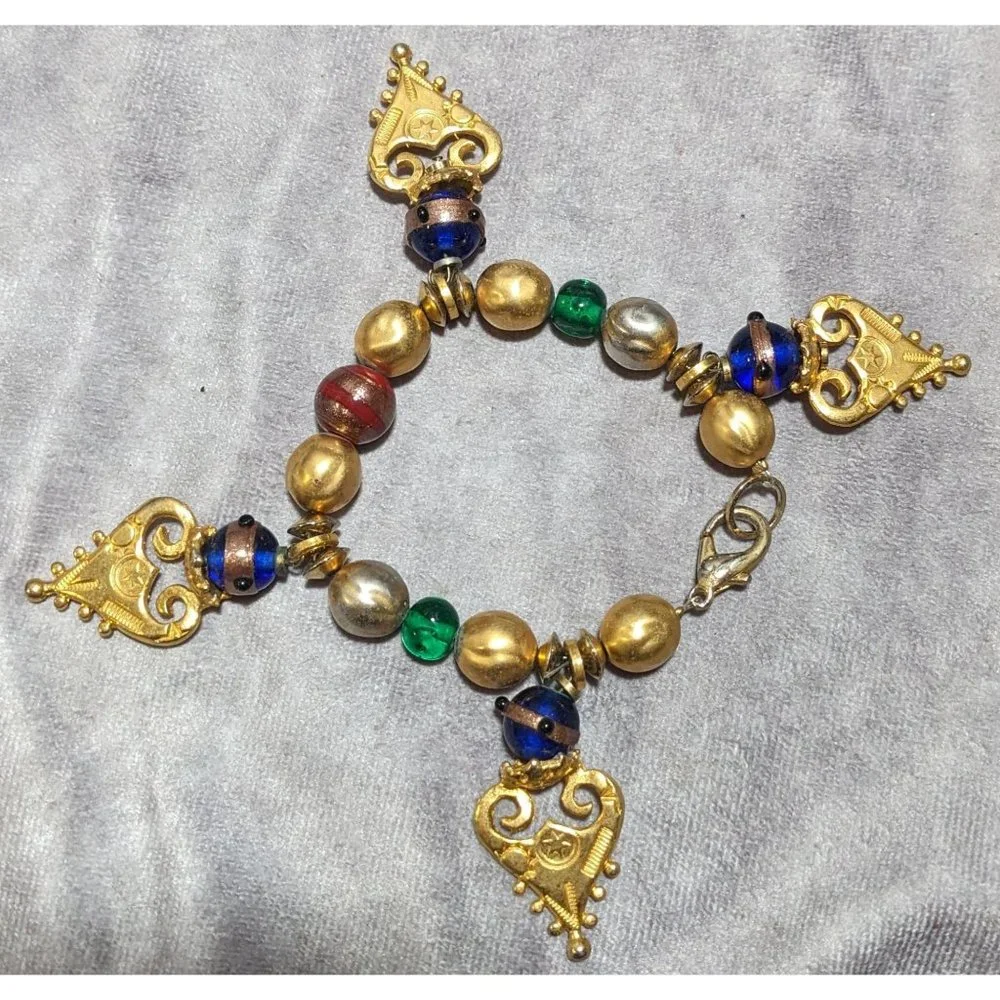 Unique Gold Charm Bracelet - Picture 5 of 6